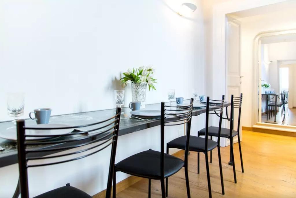 Elegant Near The Vatican And Piazza Navona Apartment Rom